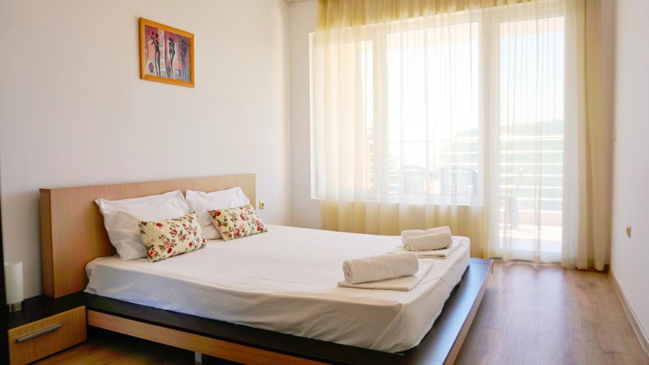 קברנה Apartment Marina Residence - Апартамент Марина Резидънс מראה חיצוני תמונה