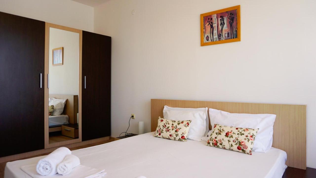 קברנה Apartment Marina Residence - Апартамент Марина Резидънс מראה חיצוני תמונה